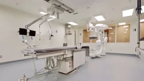 800-16x9-tdarc-CATHETER-LAB