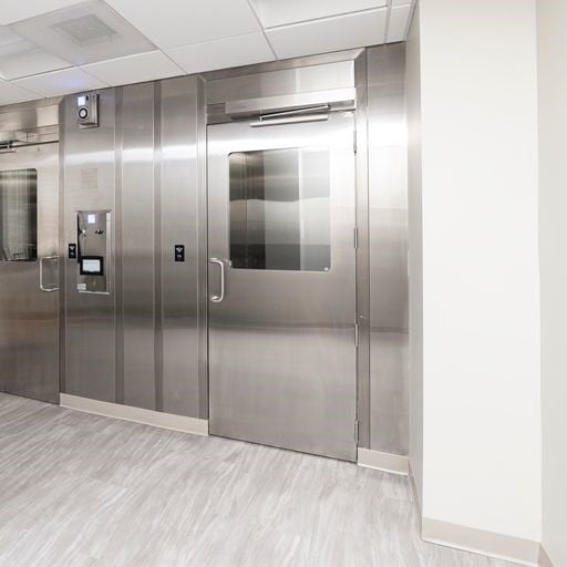 manual_single_left_swing_cleanroom_door_concentric_group_LLC